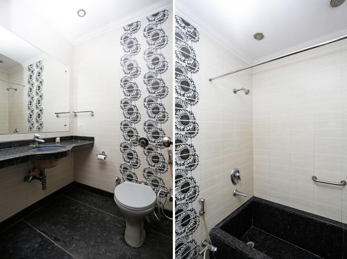 نيودلهي Oyo 5401 Hotel Mid Town المظهر الخارجي الصورة
